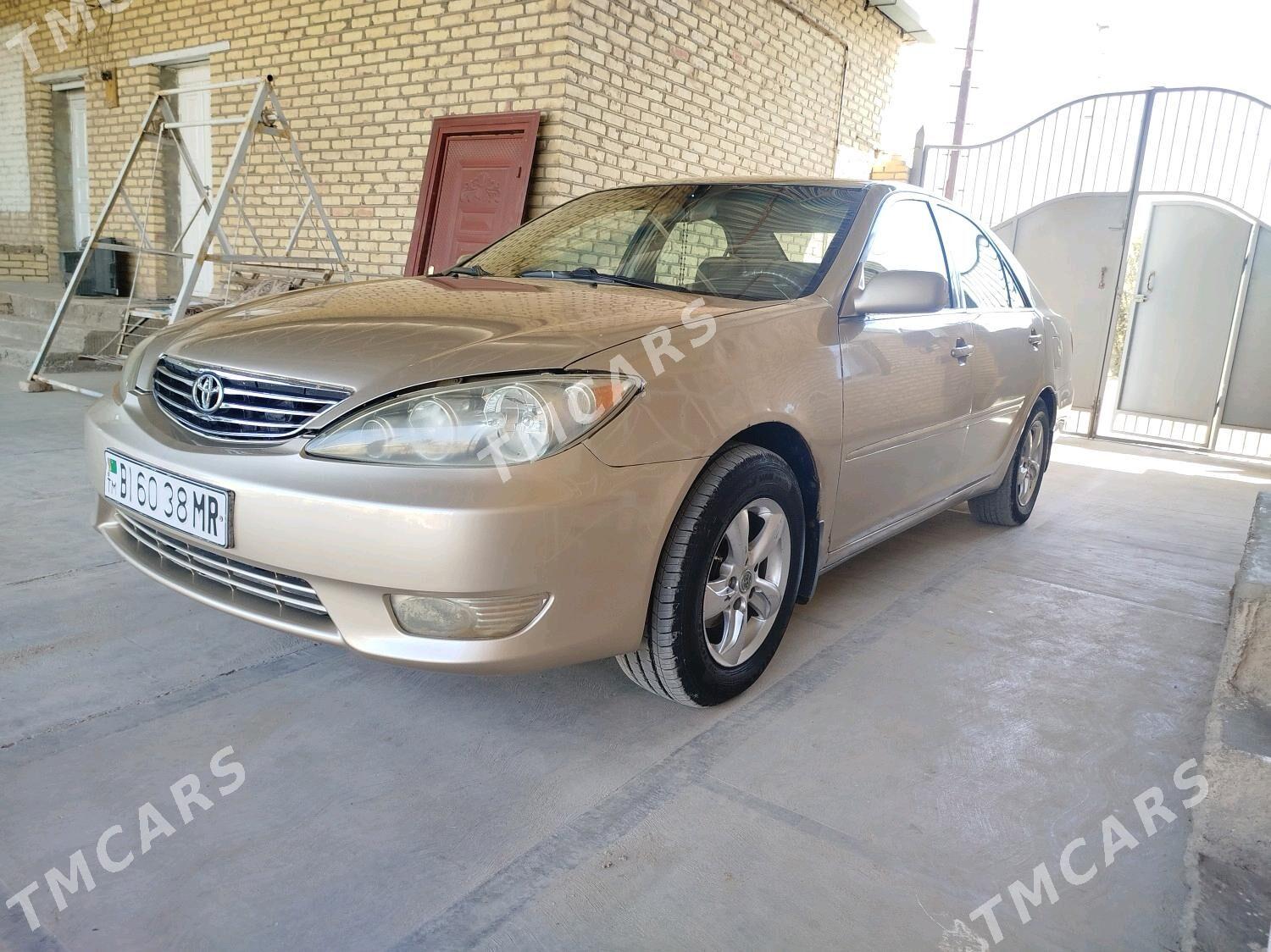 Toyota Camry 2005 - 140 000 TMT - Векильбазар - img 2