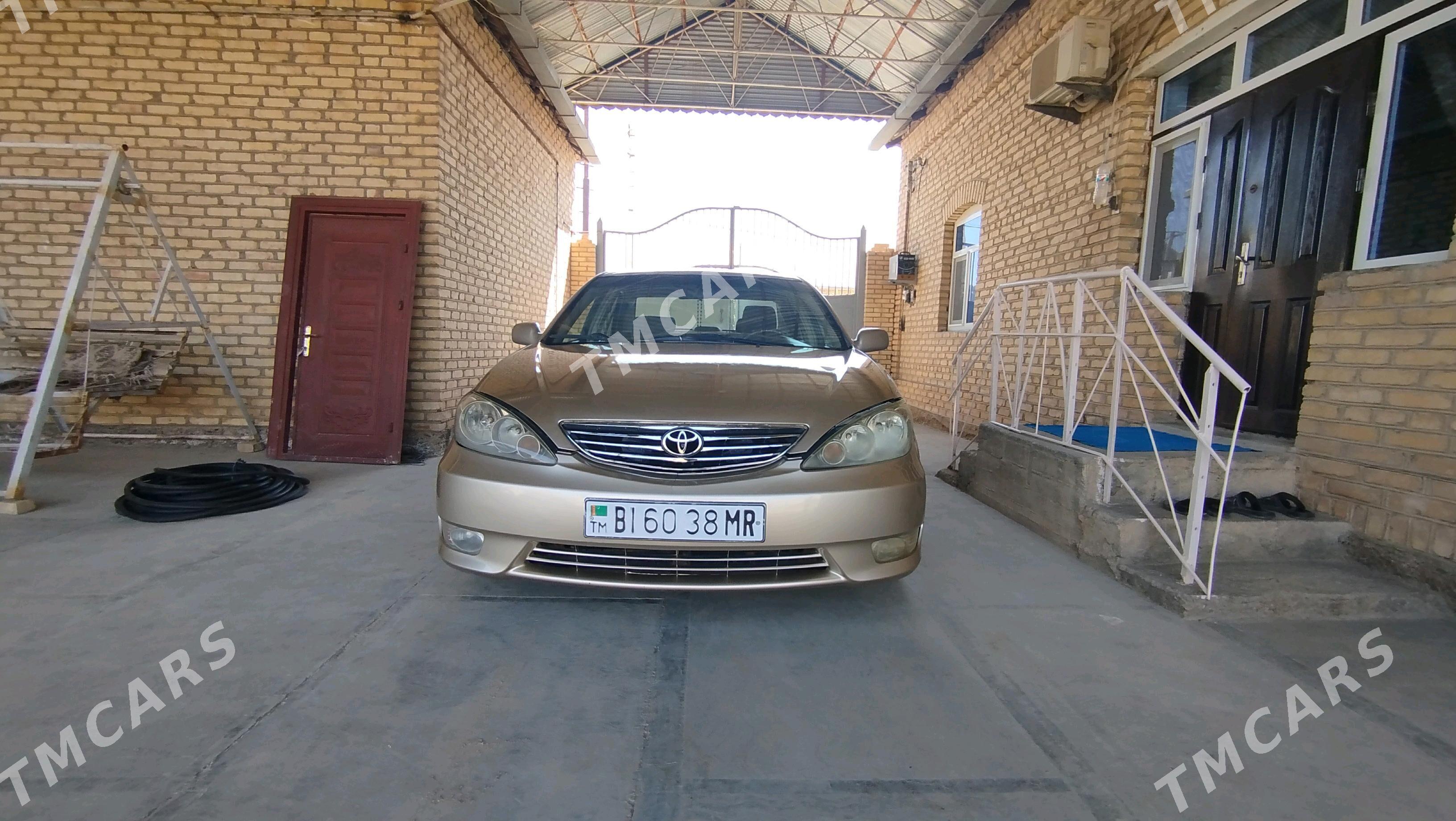 Toyota Camry 2005 - 140 000 TMT - Векильбазар - img 3