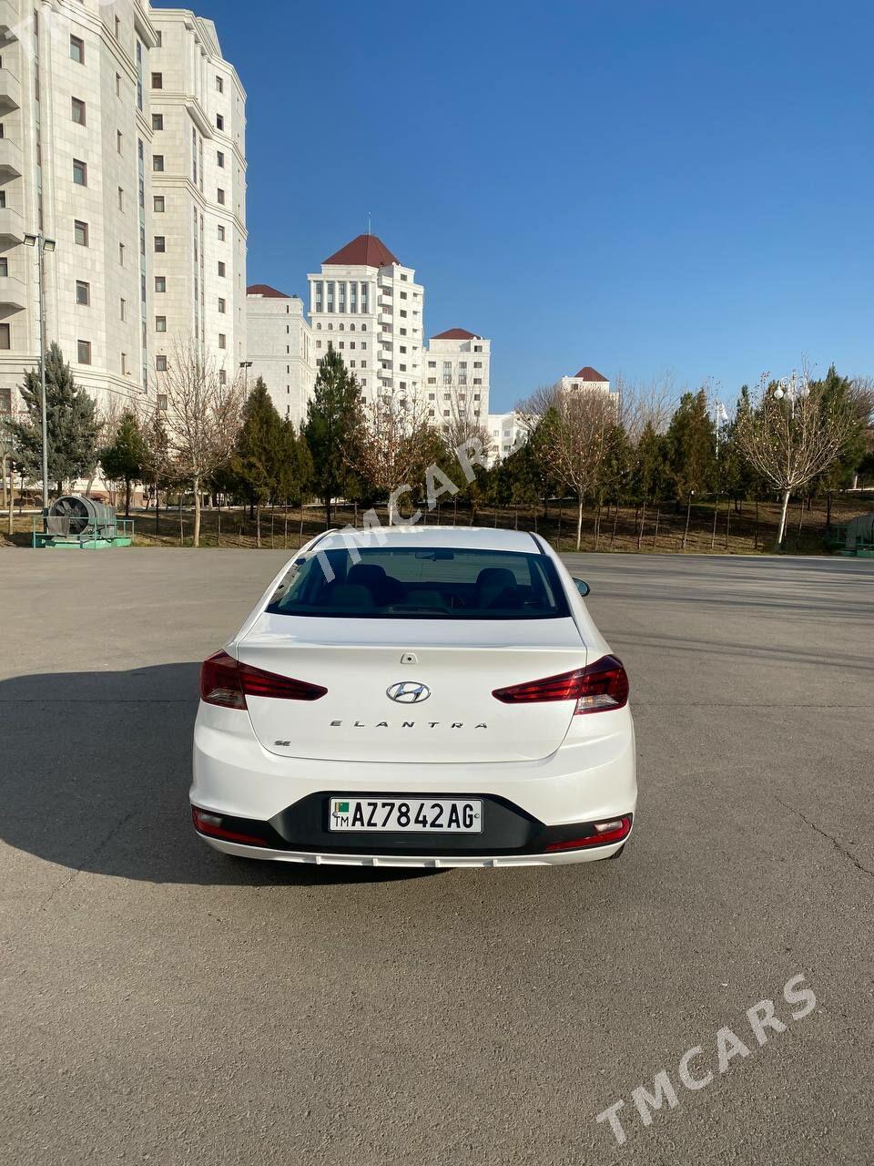 Hyundai Elantra 2019 - 215 000 TMT - Ашхабад - img 4
