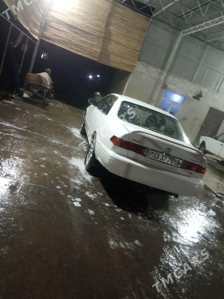Toyota Camry 2001 - 150 000 TMT - Kerki - img 3