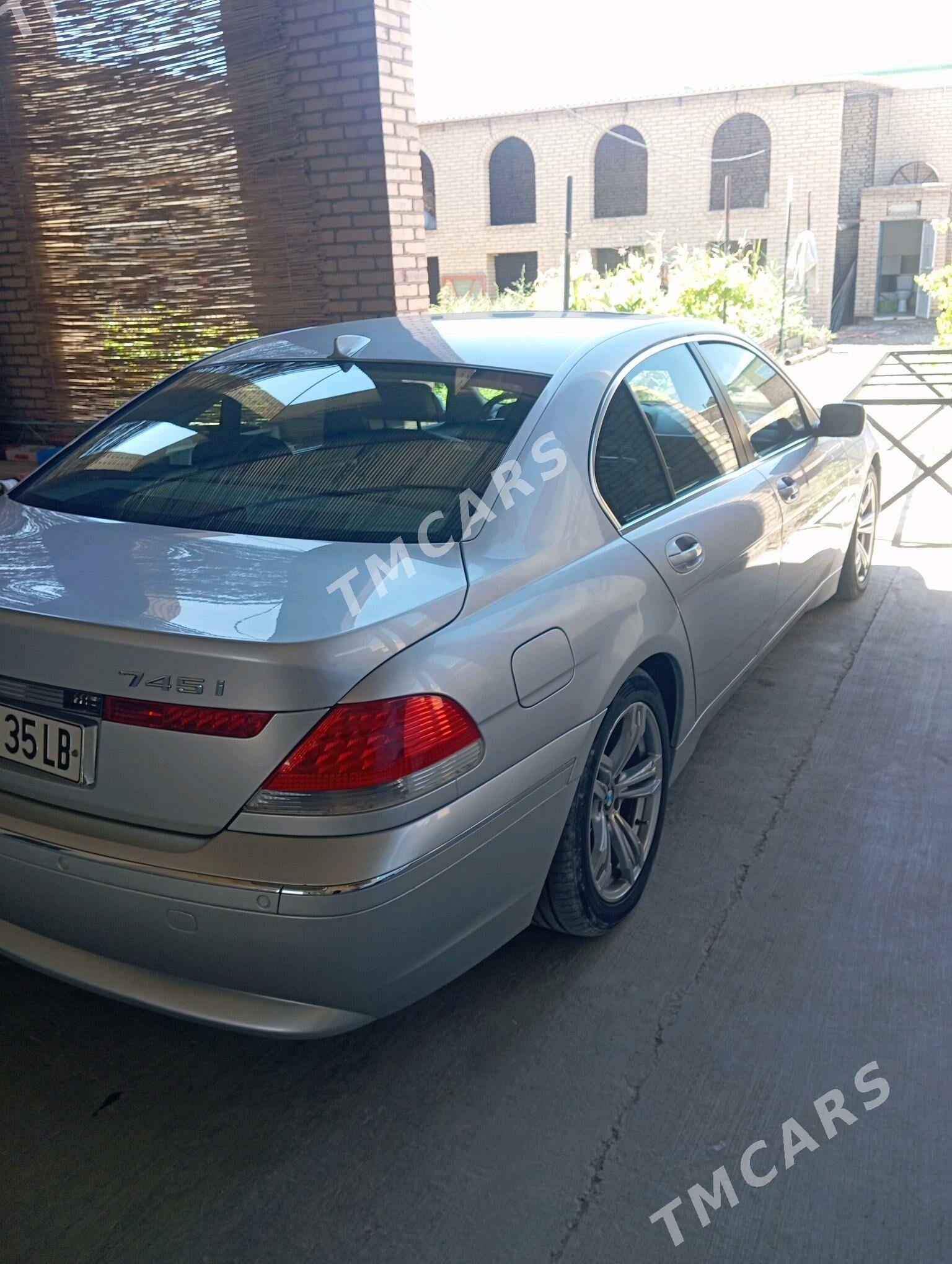 BMW 745 2002 - 130 000 TMT - Туркменабат - img 2