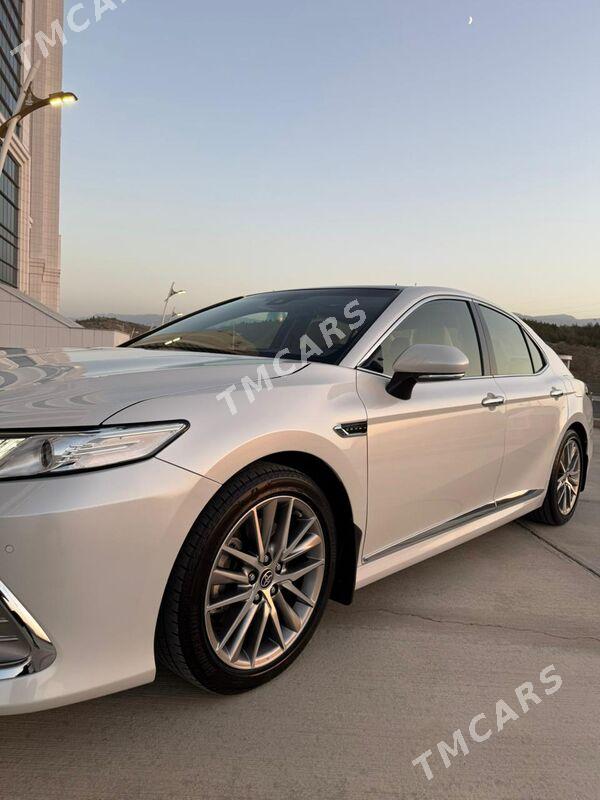 Toyota Camry 2022 - 555 000 TMT - Ашхабад - img 3