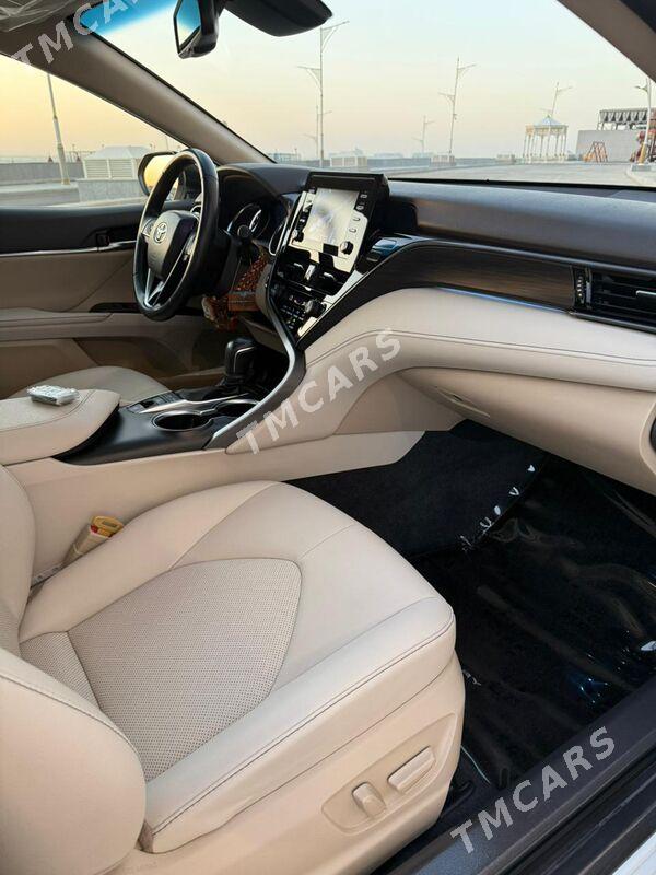 Toyota Camry 2022 - 555 000 TMT - Ашхабад - img 4