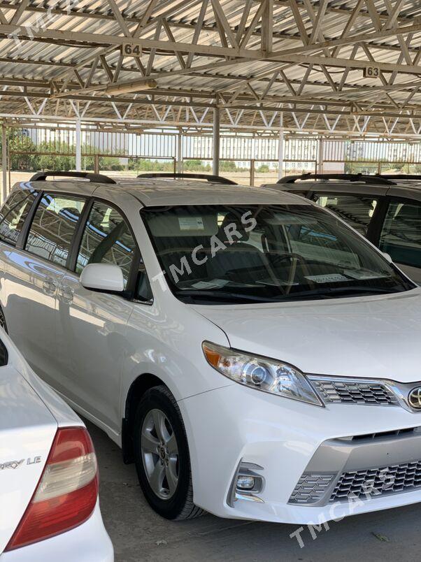 Toyota Sienna 2020 - 360 000 TMT - Aşgabat - img 4