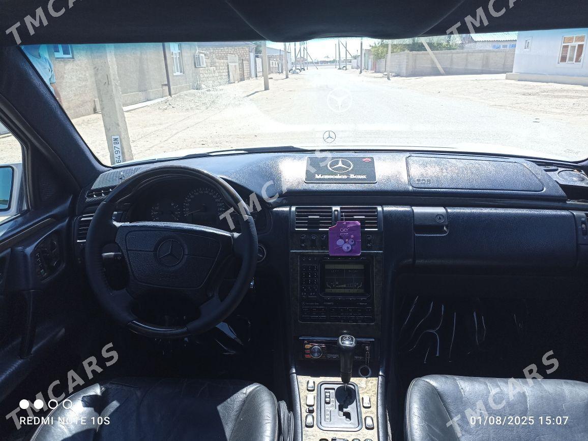 Mercedes-Benz E320 1999 - 78 000 TMT - Gumdag - img 2