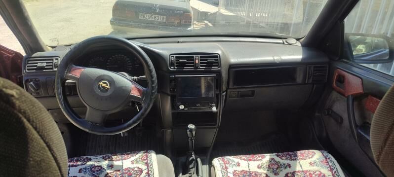 Opel Vectra 1992 - 30 000 TMT - Дянев - img 3