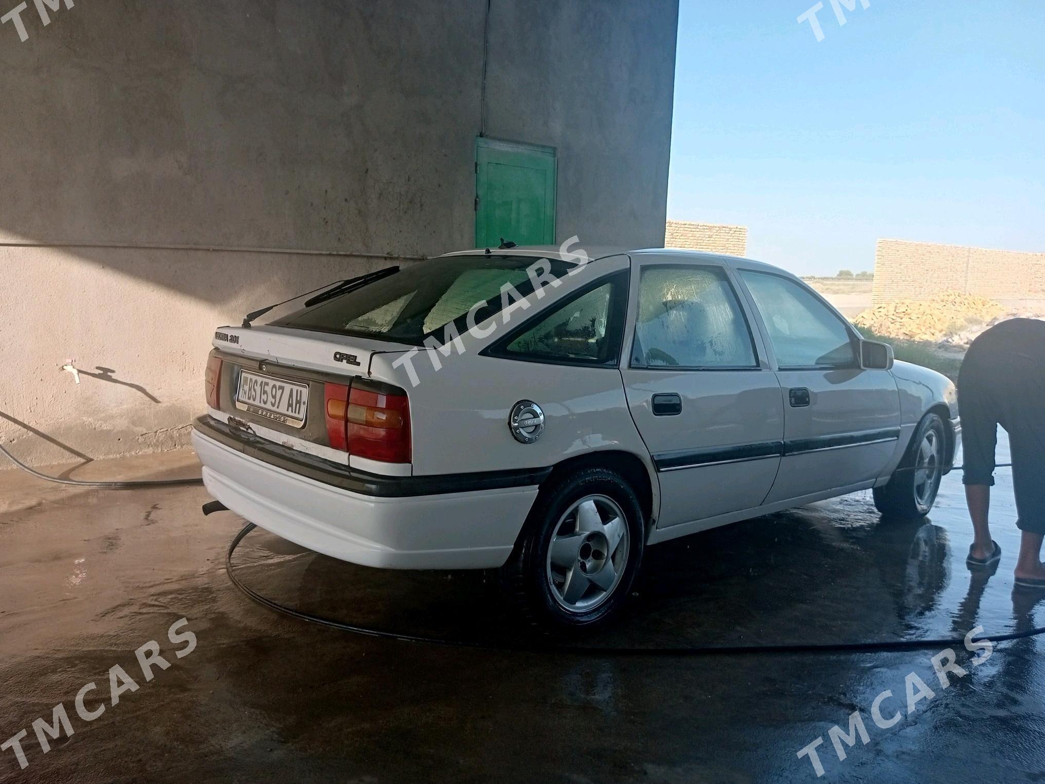Opel Vectra 1994 - 35 000 TMT - Бахарден - img 8