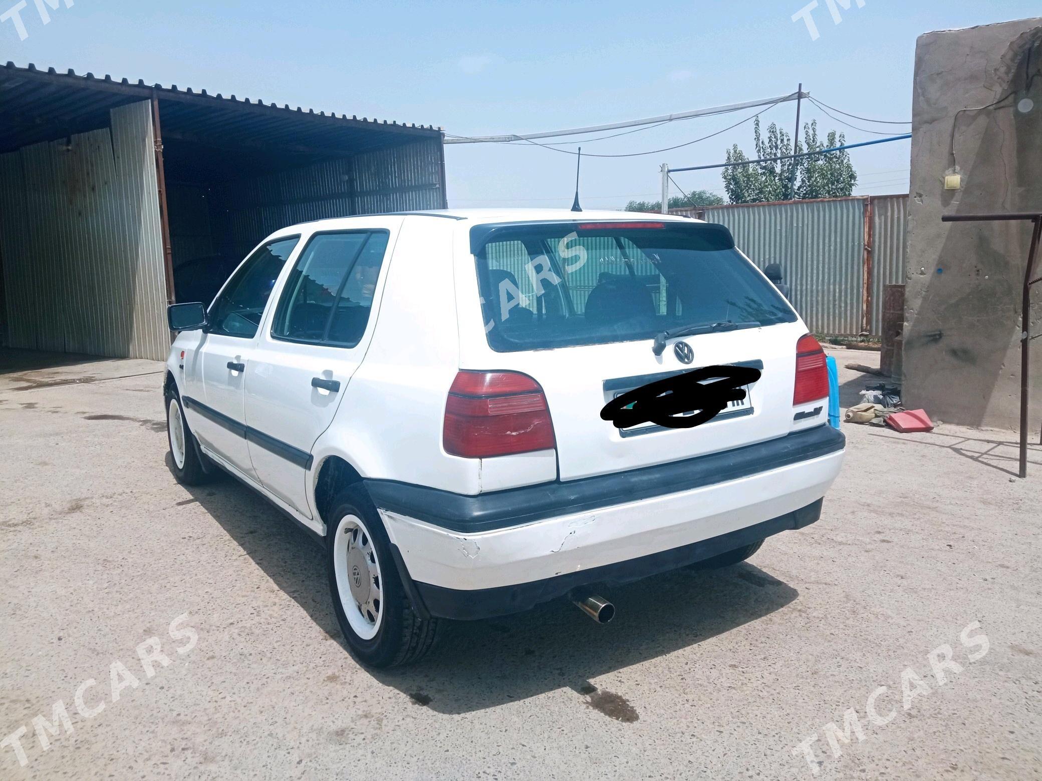 Volkswagen Golf 1994 - 20 000 TMT - Мары - img 2