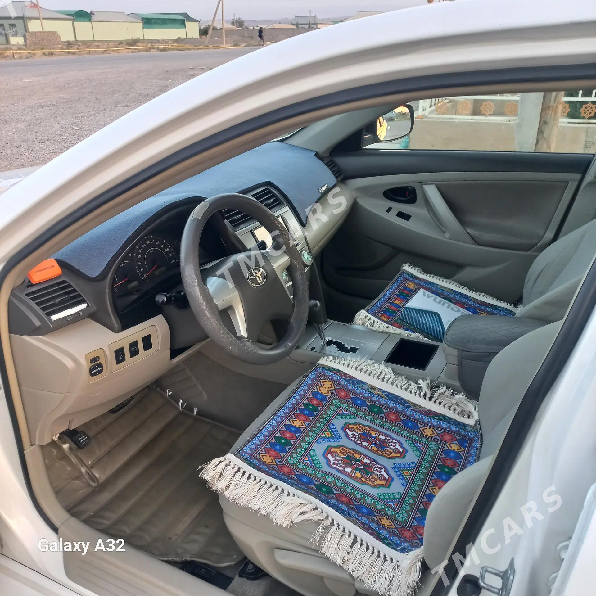Toyota Camry 2008 - 160 000 TMT - Kaka - img 6