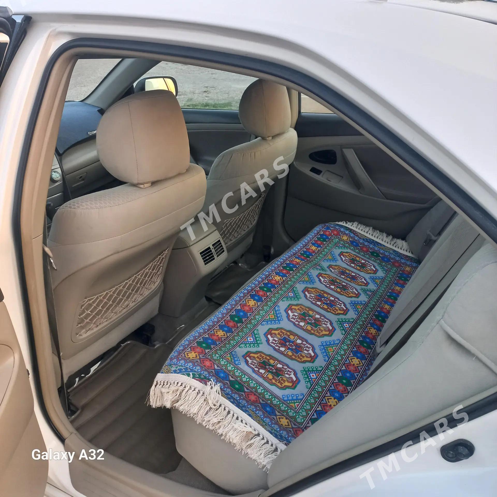 Toyota Camry 2008 - 160 000 TMT - Kaka - img 3