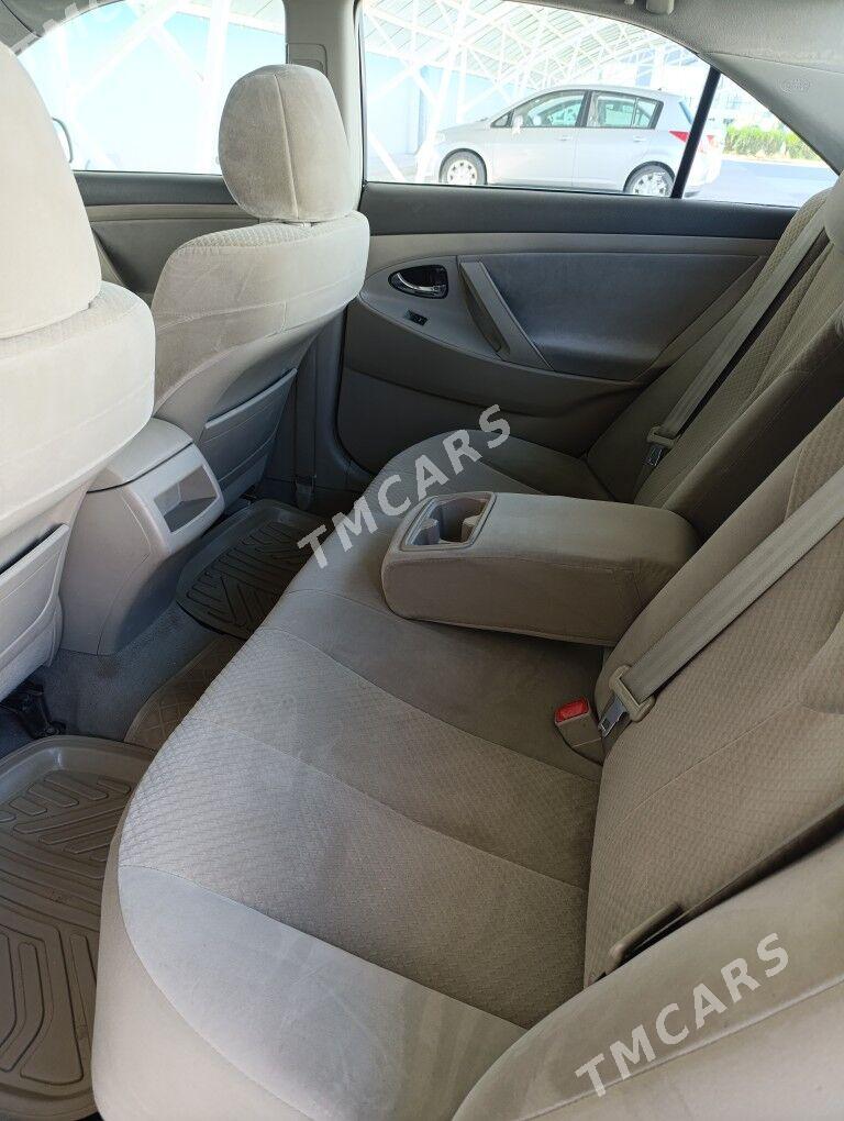 Toyota Camry 2010 - 185 000 TMT - Анев - img 5