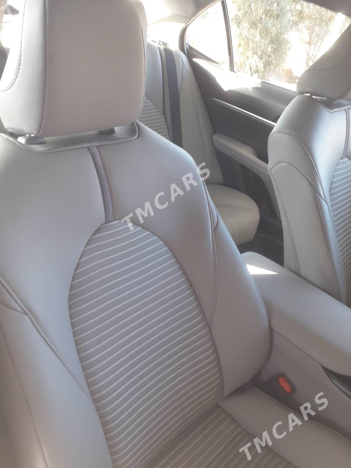 Toyota Camry 2019 - 285 000 TMT - Дашогуз - img 2