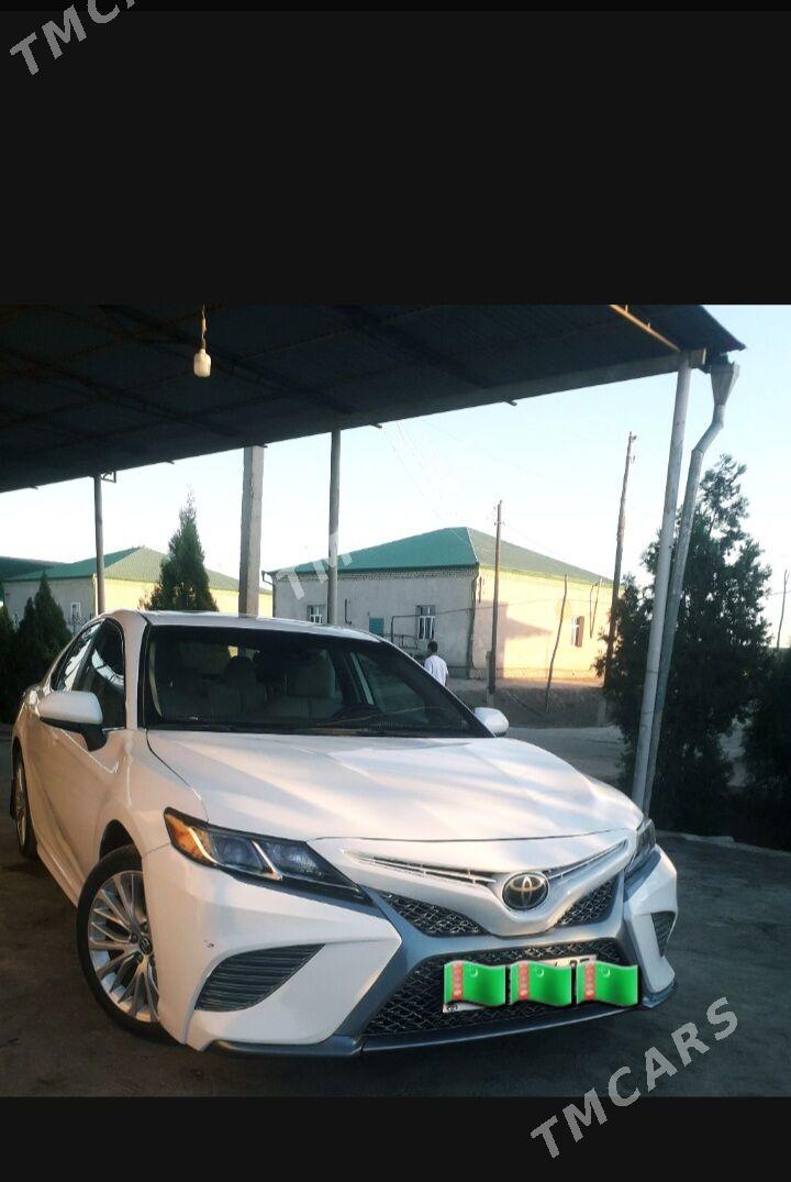 Toyota Camry 2019 - 285 000 TMT - Дашогуз - img 7