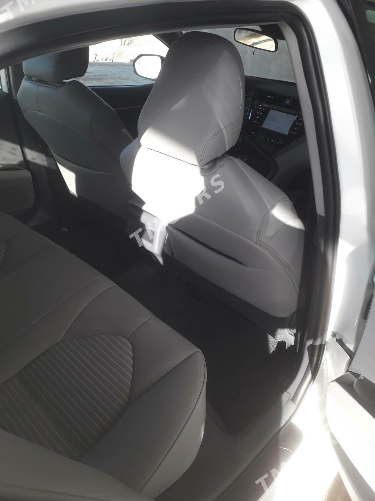 Toyota Camry 2019 - 285 000 TMT - Дашогуз - img 3