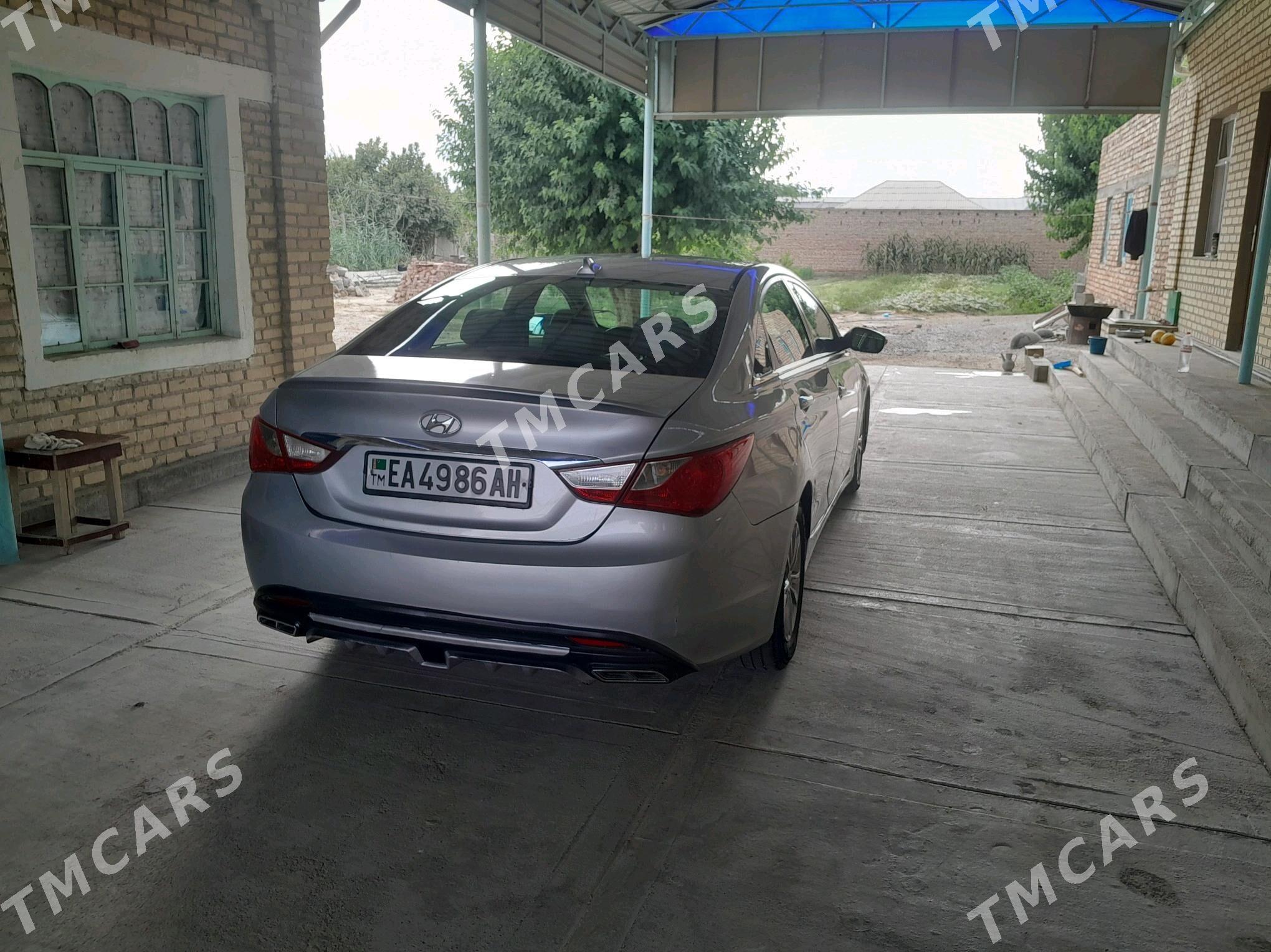 Hyundai Sonata 2011 - 118 000 TMT - Bäherden - img 2