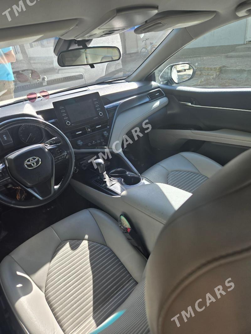 Toyota Camry 2021 - 255 000 TMT - Мары - img 4