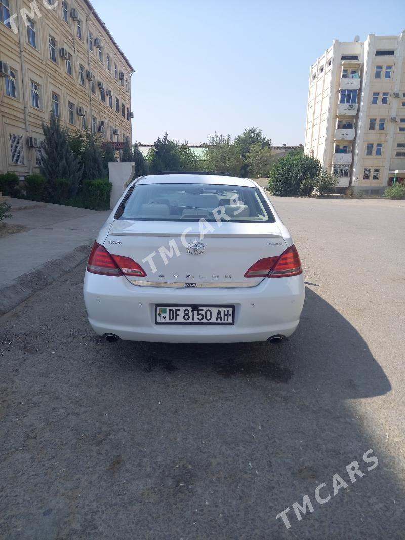 Toyota Avalon 2006 - 200 000 TMT - Ак-Бугдайский этрап - img 4