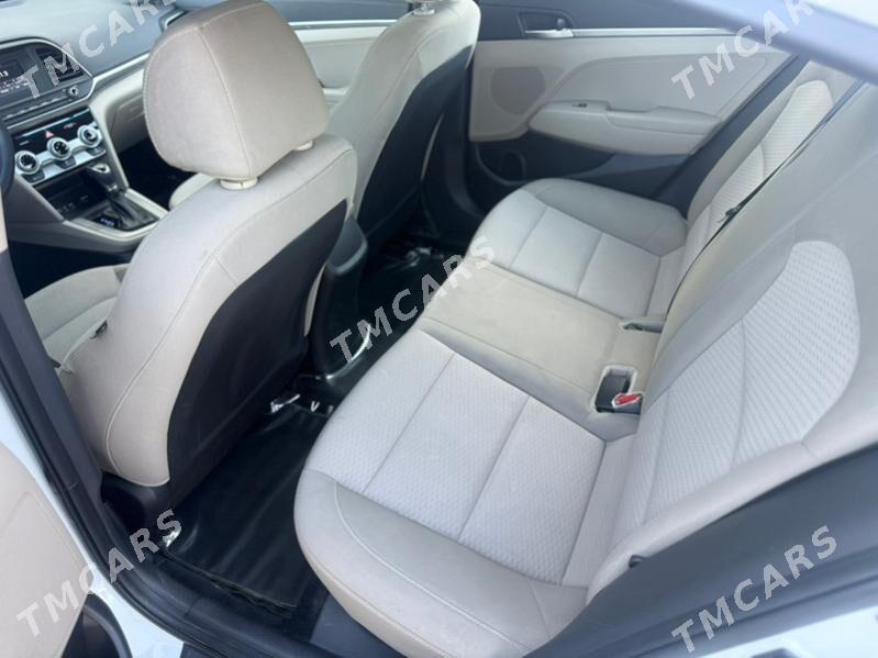 Hyundai Elantra 2019 - 195 000 TMT - Мир 1 - img 8