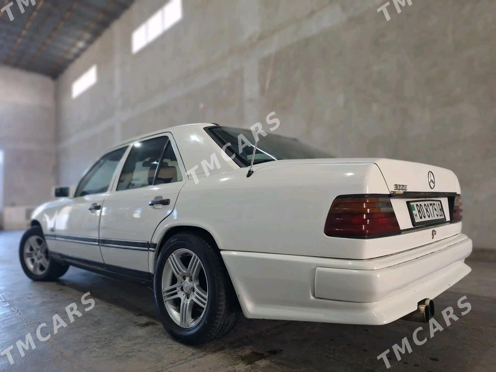 Mercedes-Benz 300E 1991 - 45 000 TMT - Türkmenabat - img 2