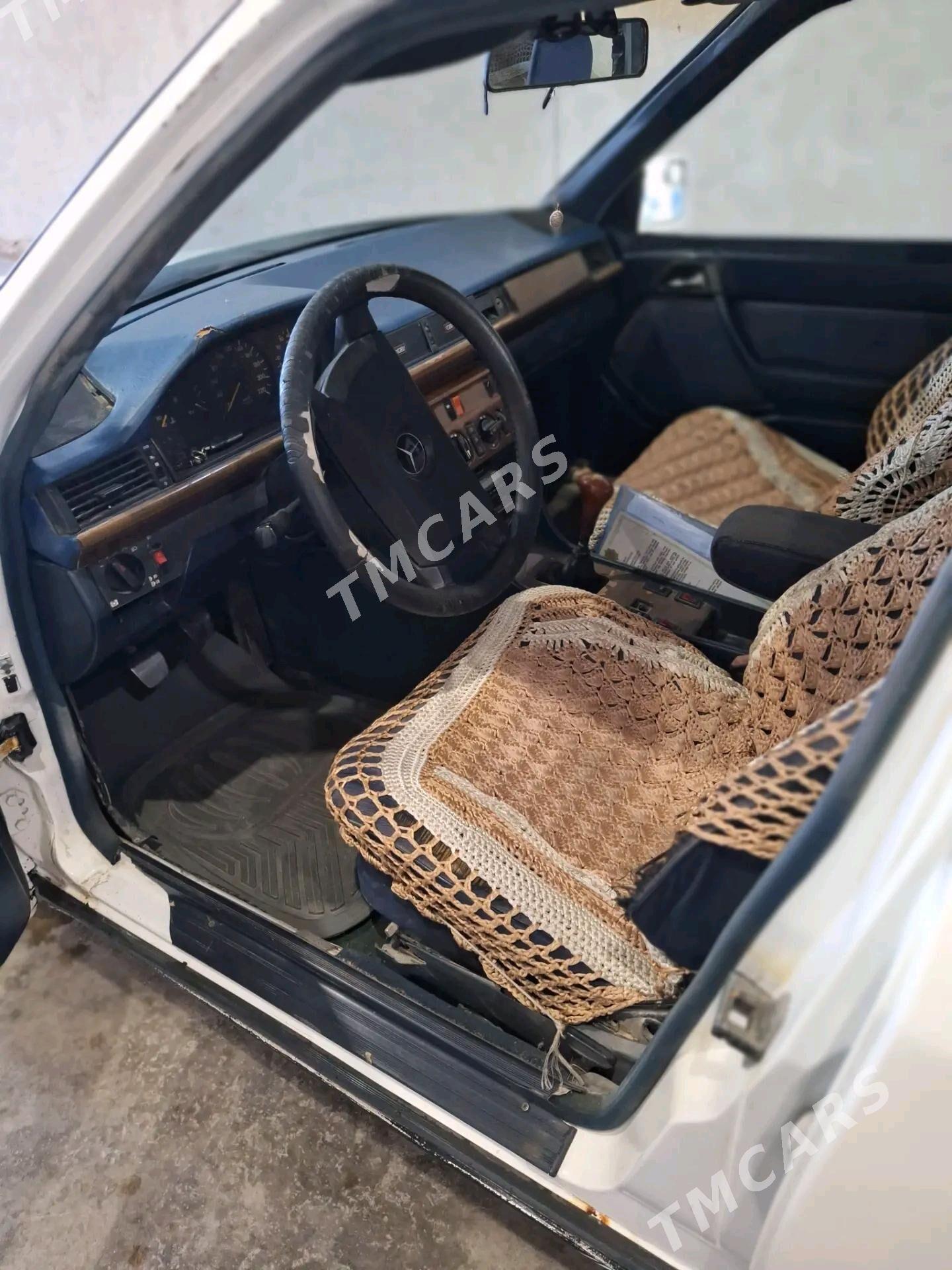 Mercedes-Benz 300E 1991 - 45 000 TMT - Türkmenabat - img 3