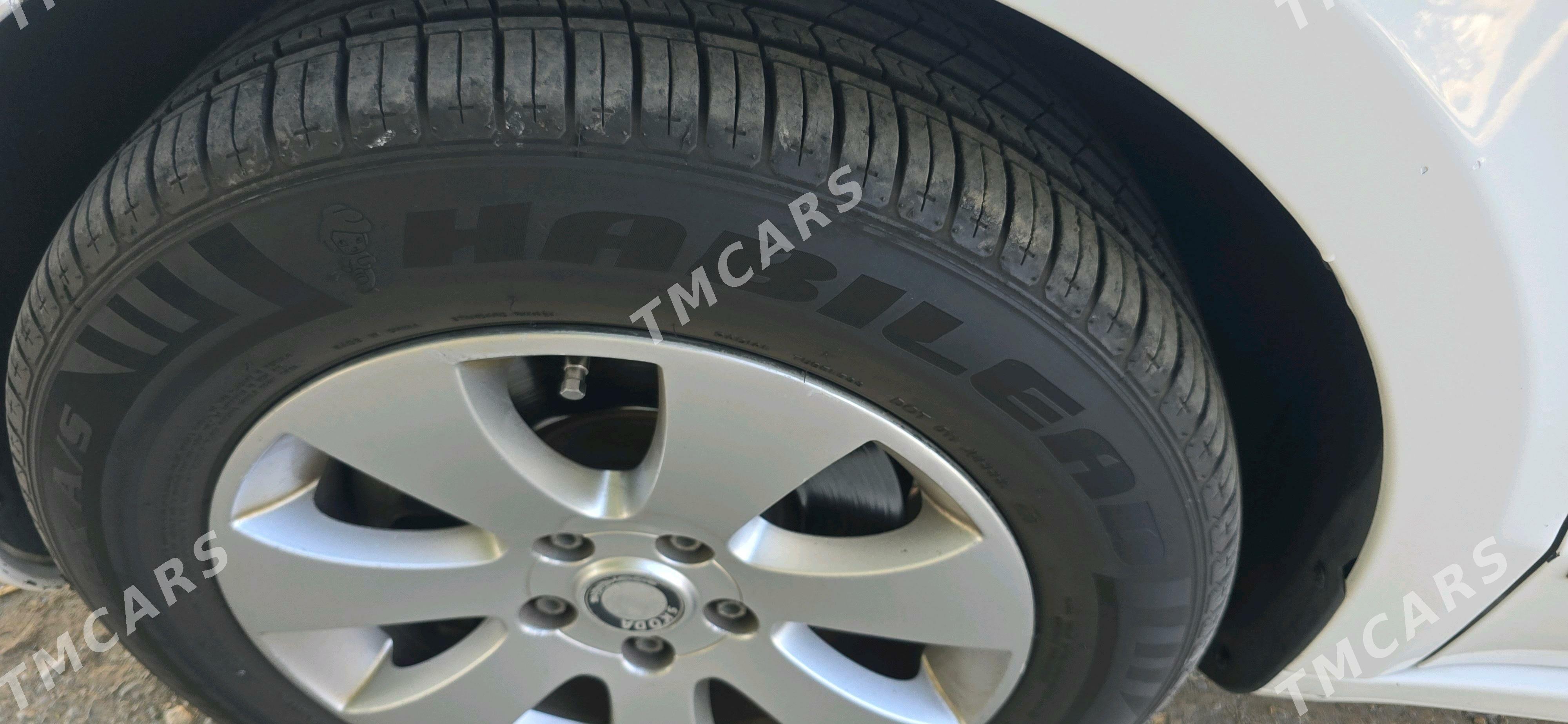 Skoda Superb​ 2011 - 140 000 TMT - Aşgabat - img 3
