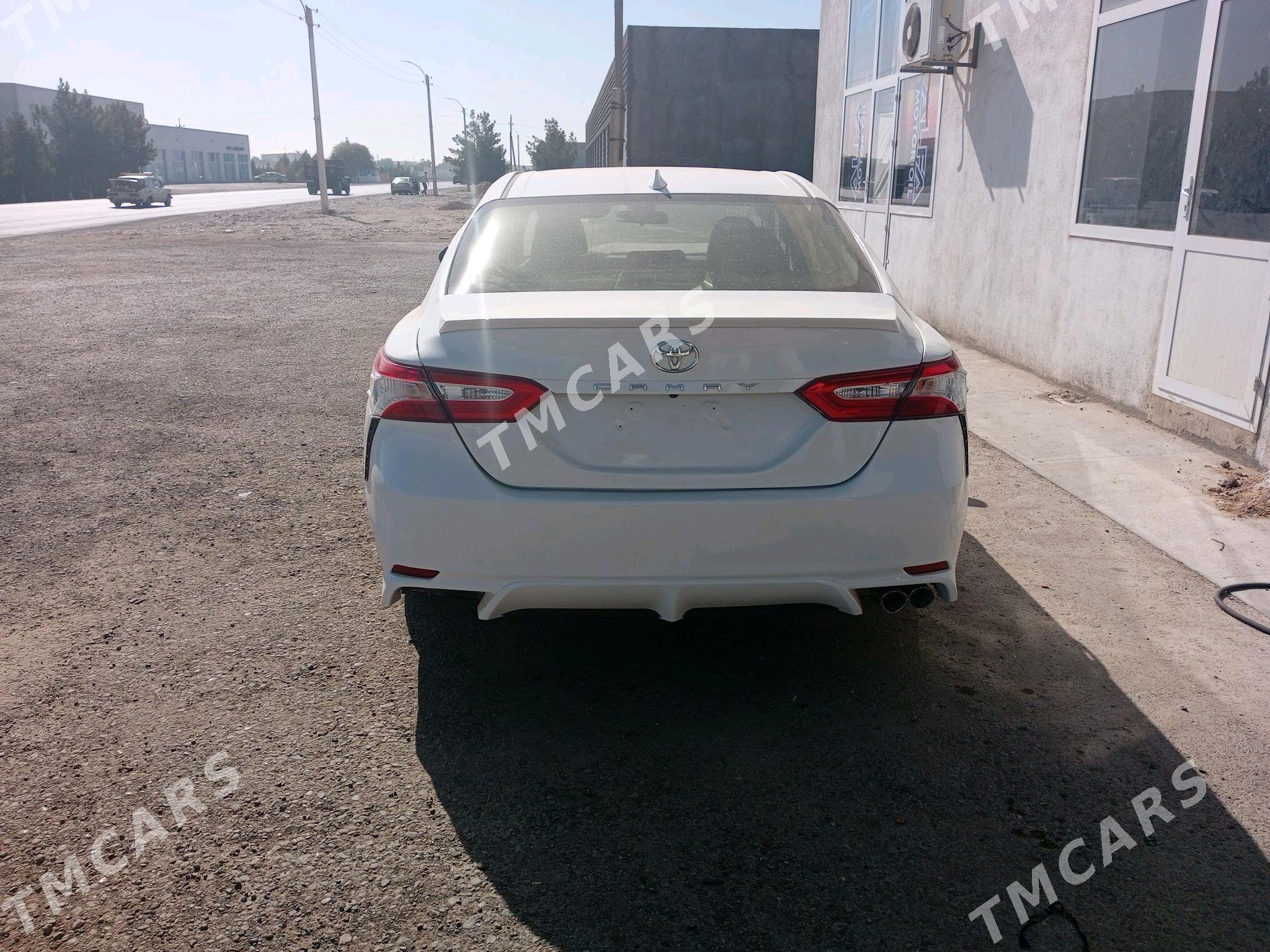 Toyota Camry 2019 - 300 000 TMT - Мары - img 2