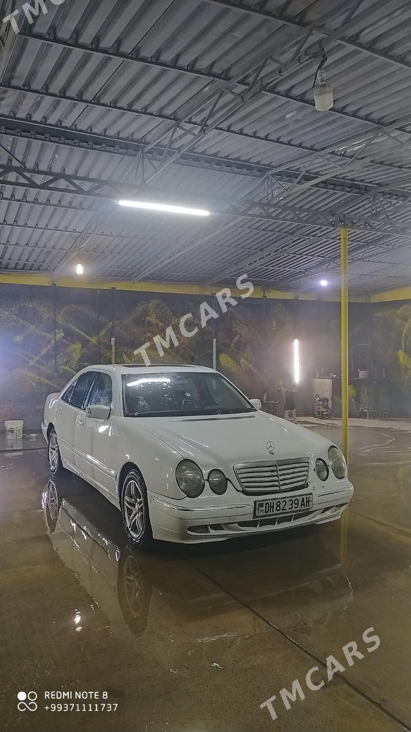 Mercedes-Benz E320 2000 - 102 000 TMT - Kaka - img 7