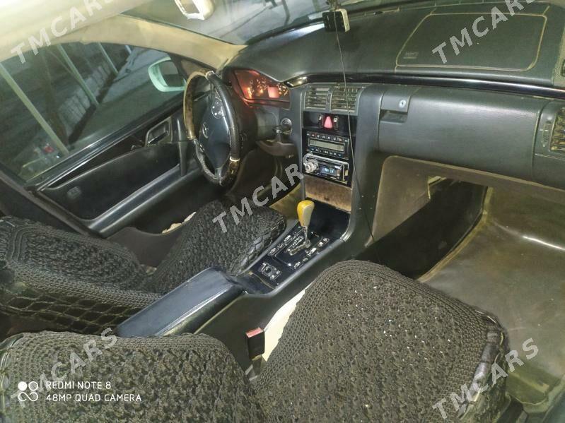 Mercedes-Benz E320 2000 - 102 000 TMT - Kaka - img 2