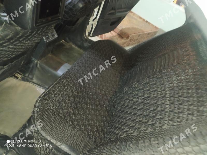 Mercedes-Benz E320 2000 - 102 000 TMT - Kaka - img 5