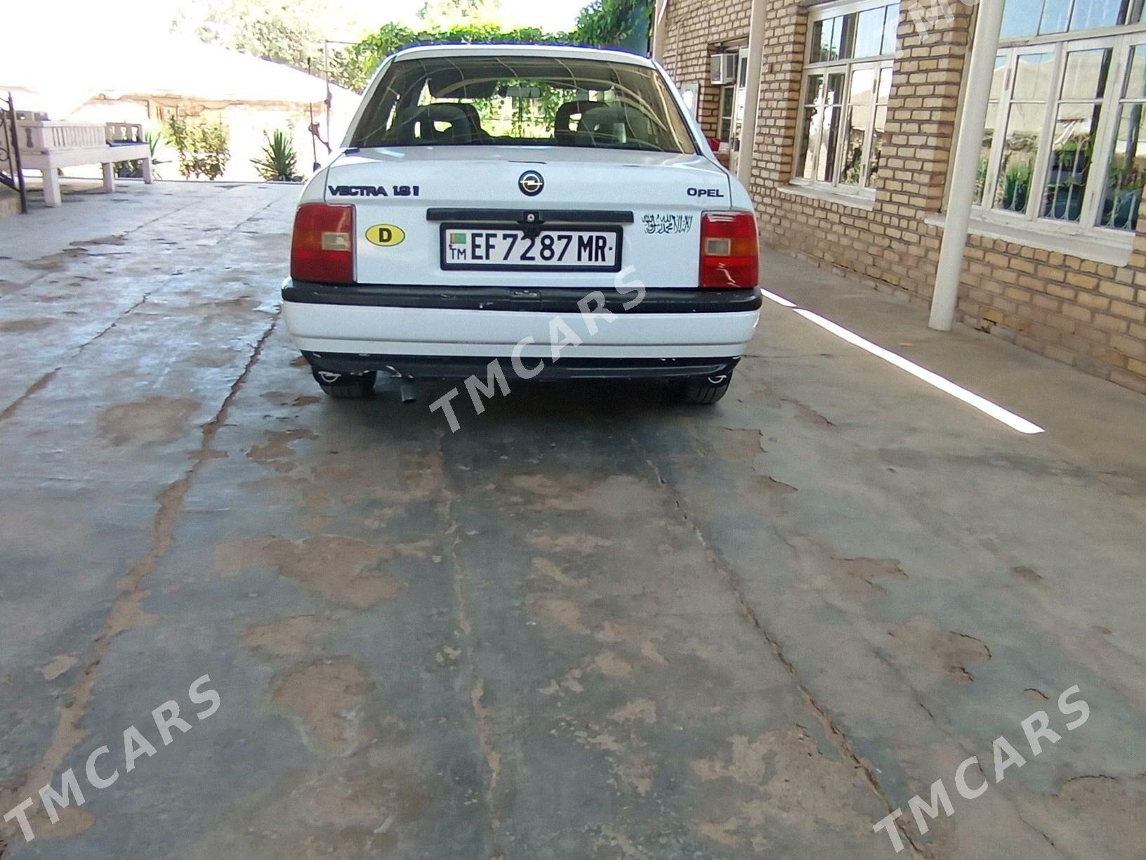 Opel Vectra 1990 - 25 000 TMT - Мары - img 2