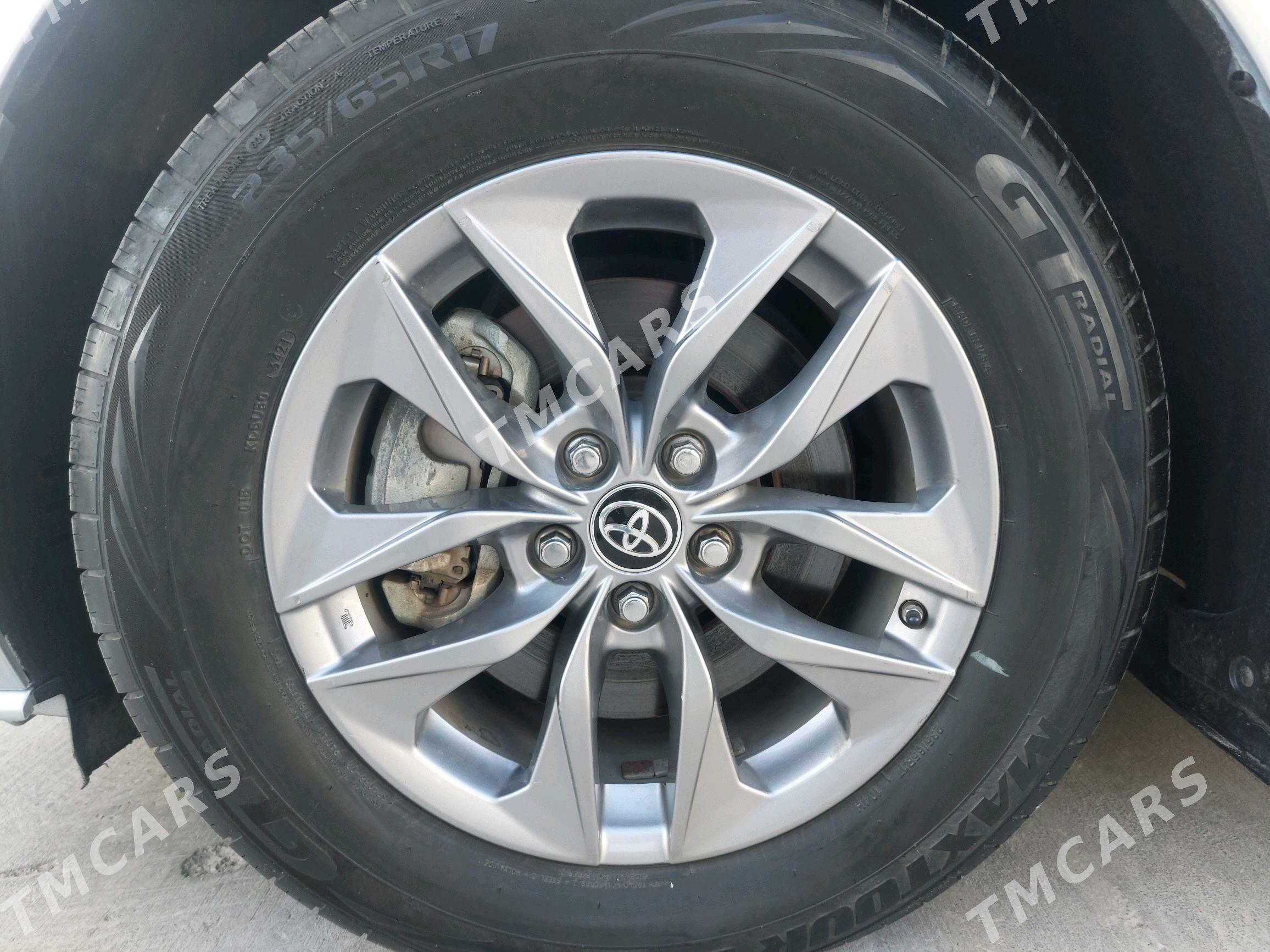 Toyota Sienna 2022 - 500 000 TMT - Dänew - img 2