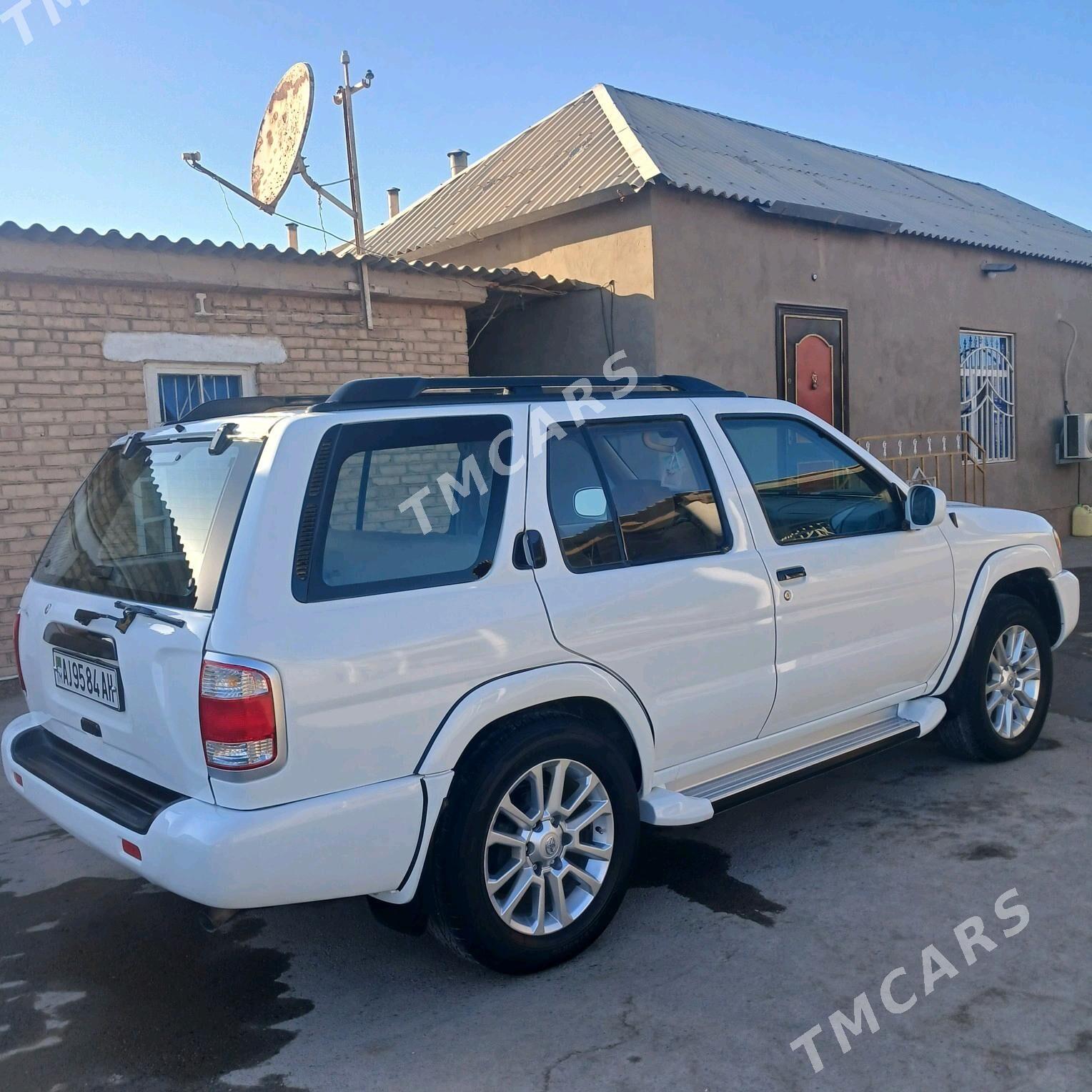 Nissan Pathfinder 2000 - 110 000 TMT - Теджен - img 5