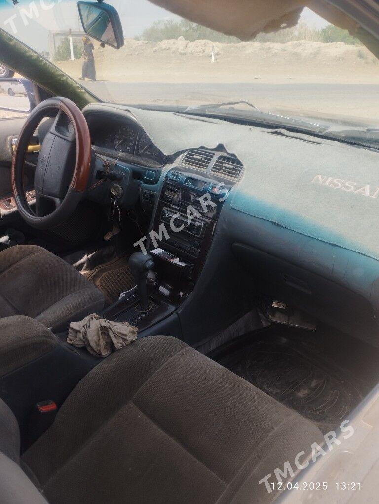 Nissan Cefiro 1997 - 30 000 TMT - Дянев - img 5