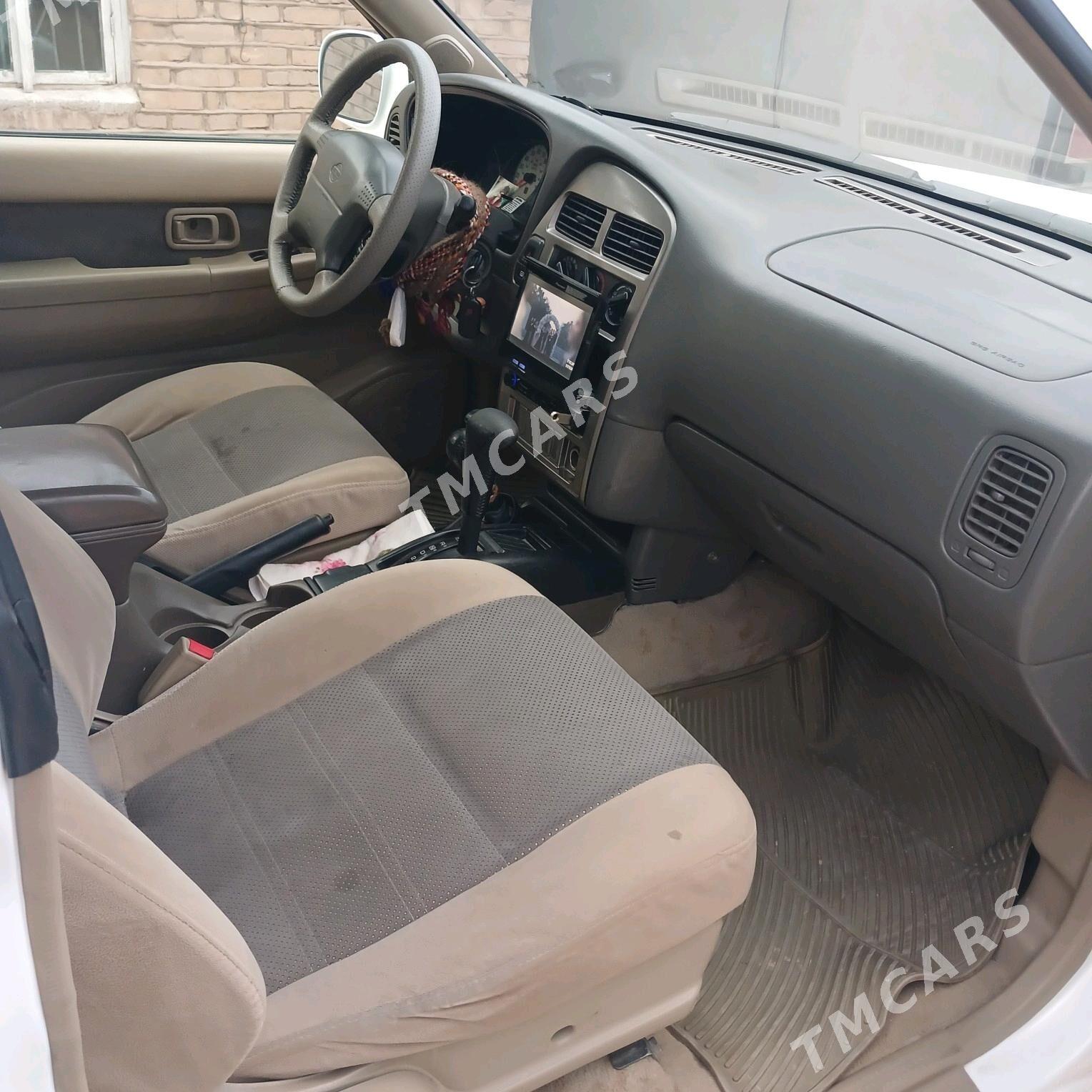 Nissan Pathfinder 2000 - 110 000 TMT - Теджен - img 6