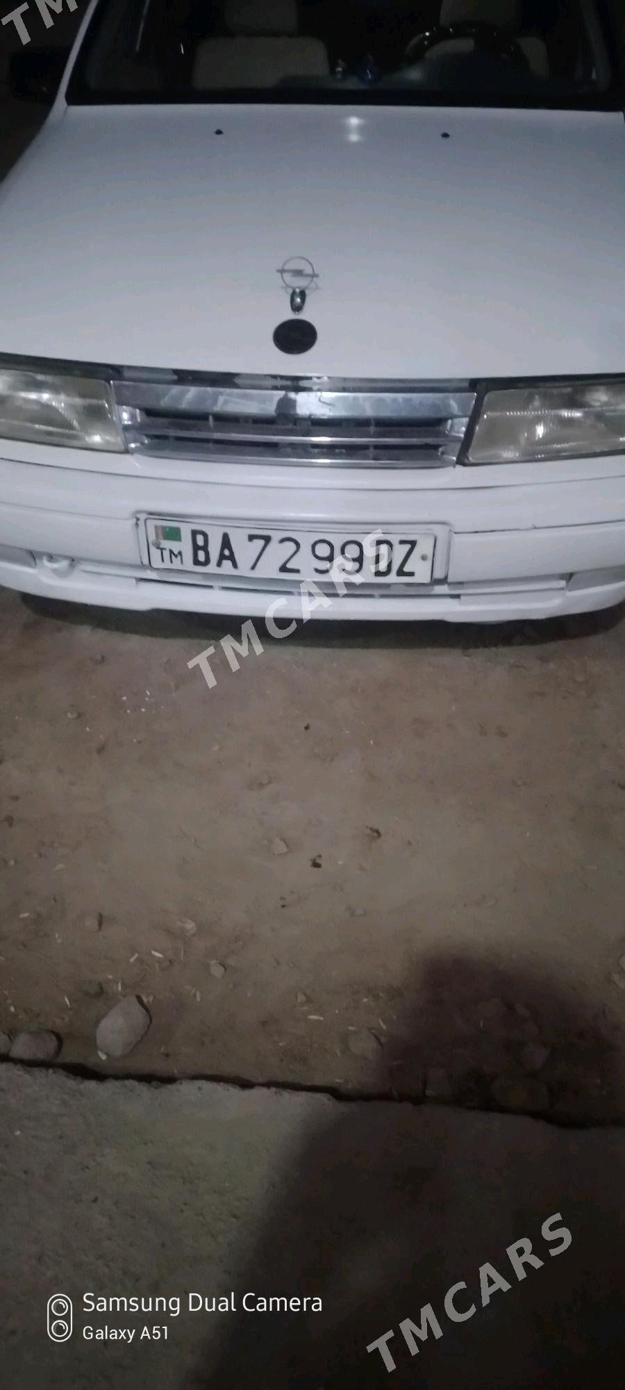 Opel Vectra 1991 - 35 000 TMT - Гурбансолтан Едже - img 3