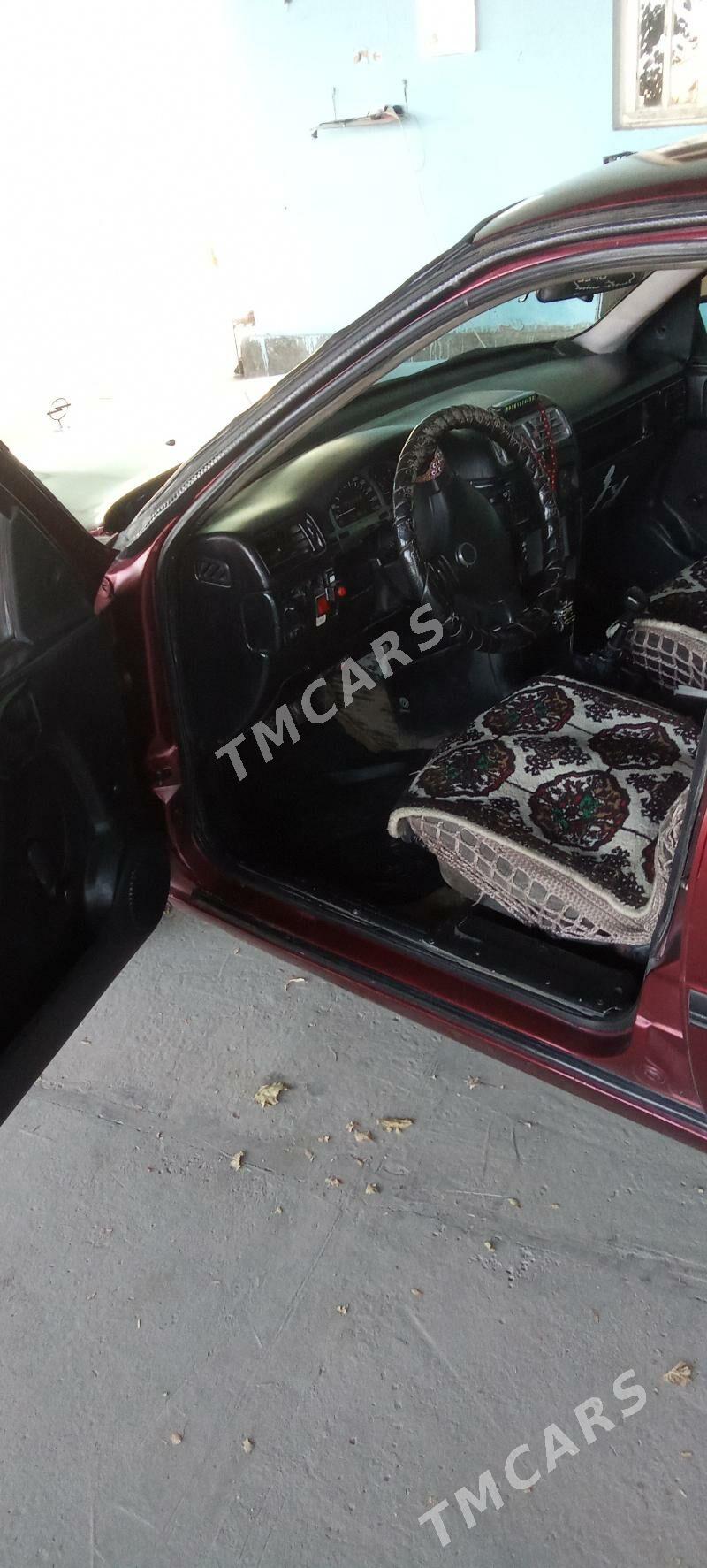 Opel Vectra 1989 - 28 000 TMT - Чарджоу - img 4