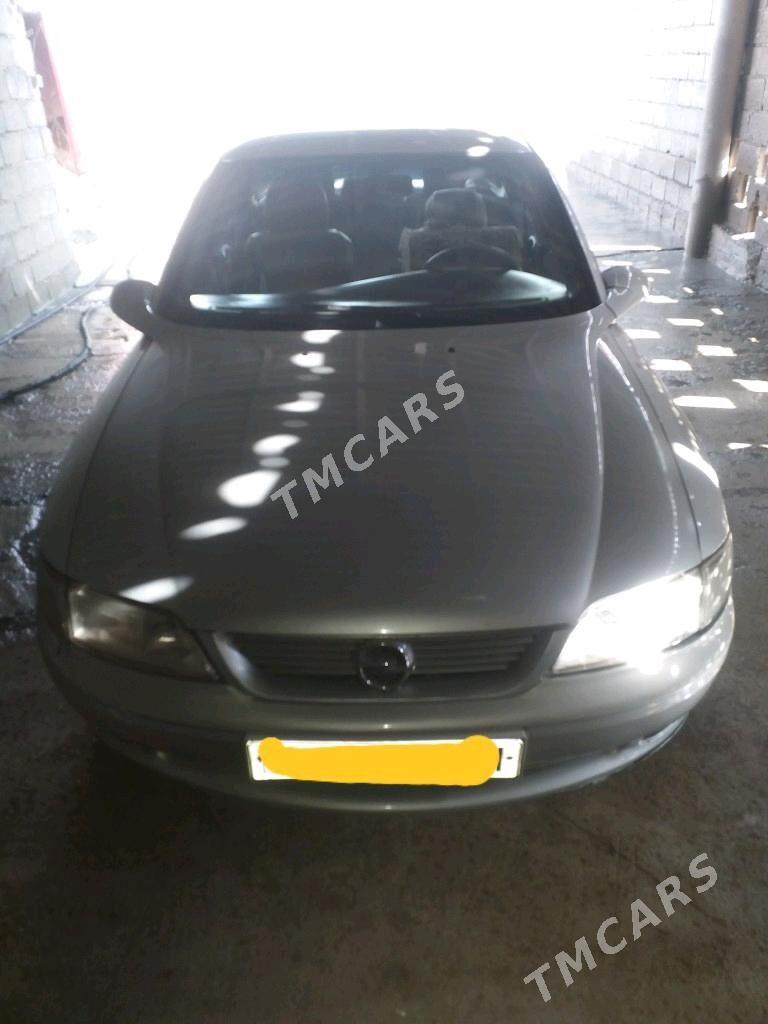 Opel Vectra 1998 - 45 000 TMT - Кака - img 4
