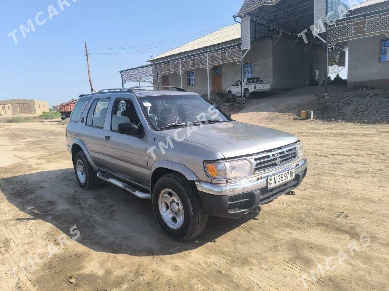 Nissan Pathfinder 1998 - 50 000 TMT - Гурбансолтан Едже - img 3