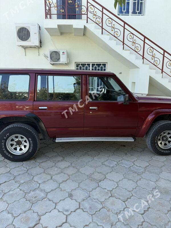 Nissan Patrol 1991 - 150 000 TMT - Балканабат - img 2