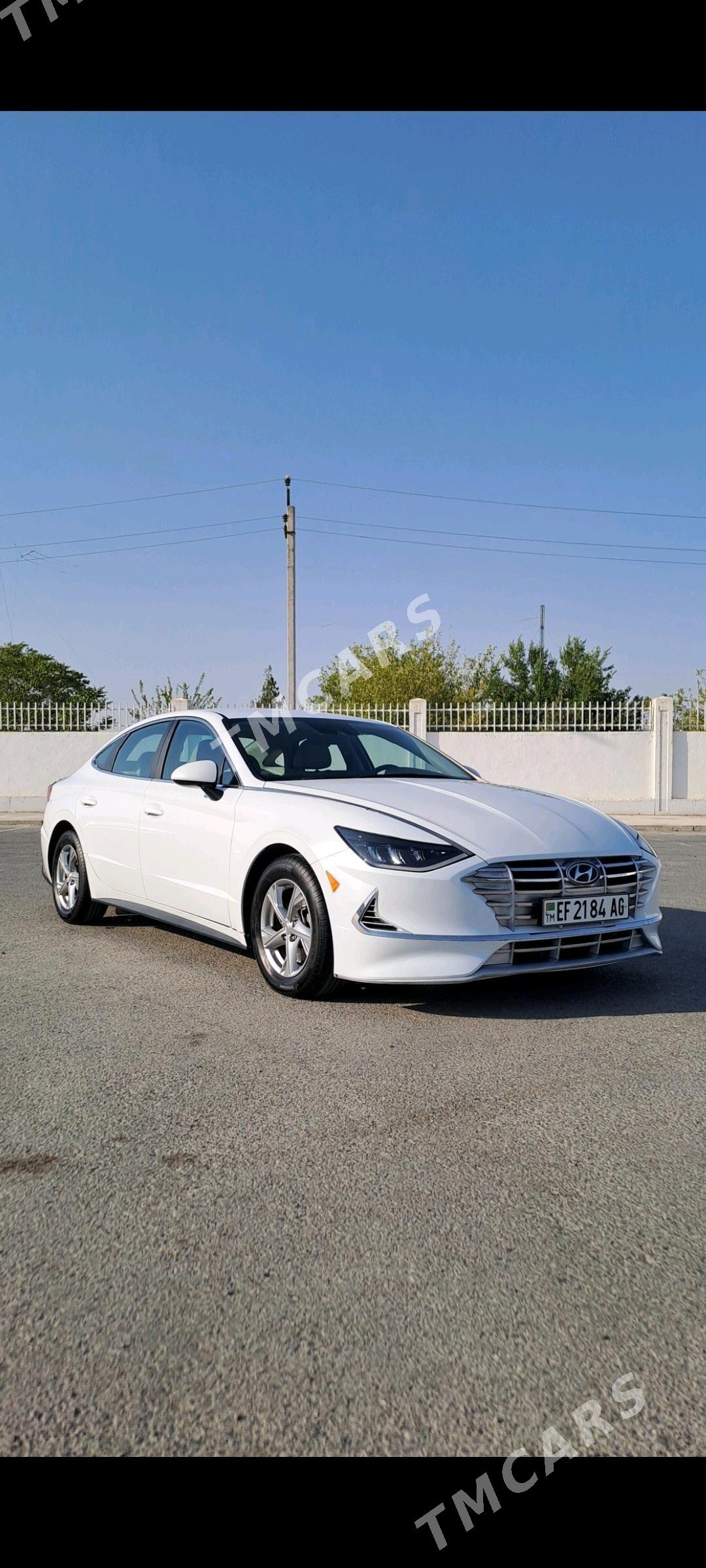 Toyota Camry 2021 - 267 000 TMT - Ашхабад - img 2