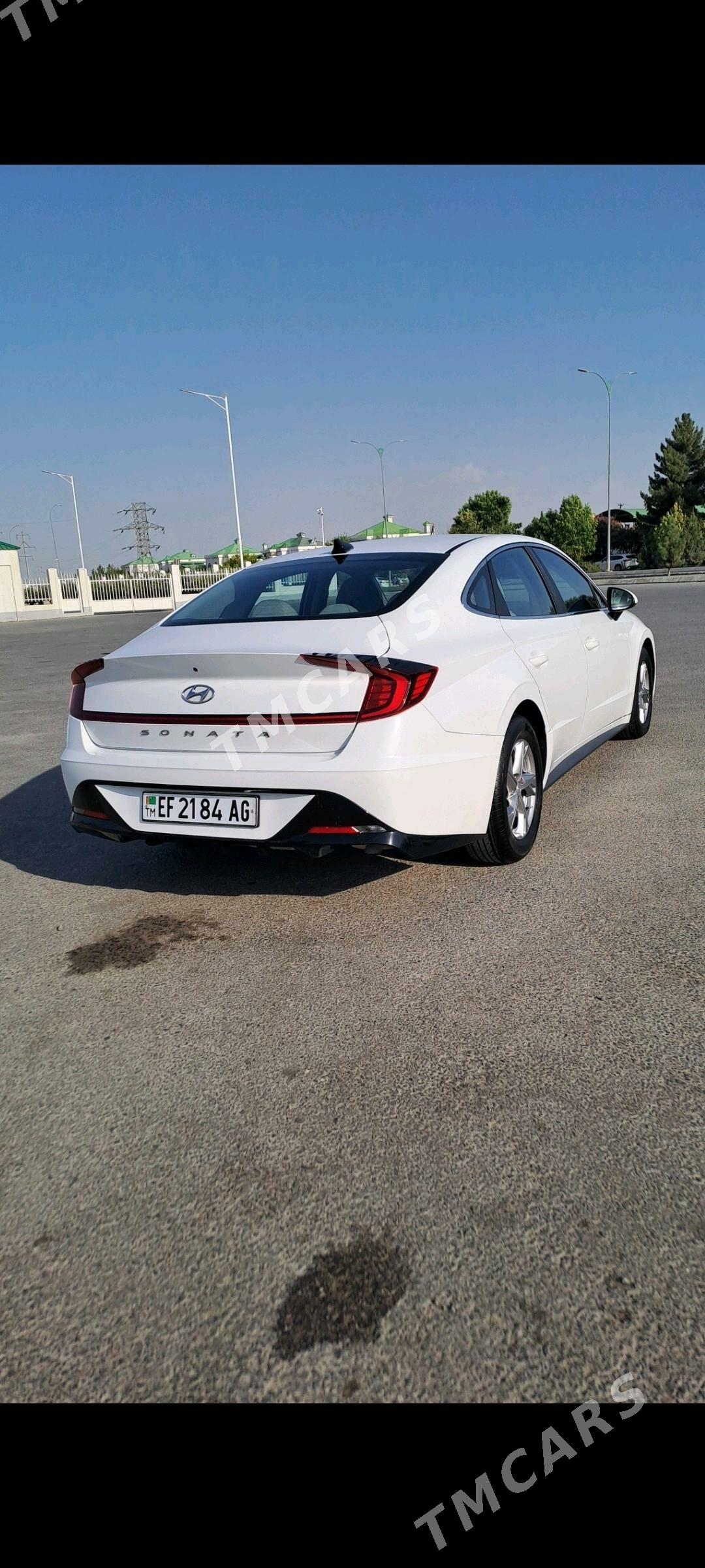 Toyota Camry 2021 - 267 000 TMT - Ашхабад - img 3