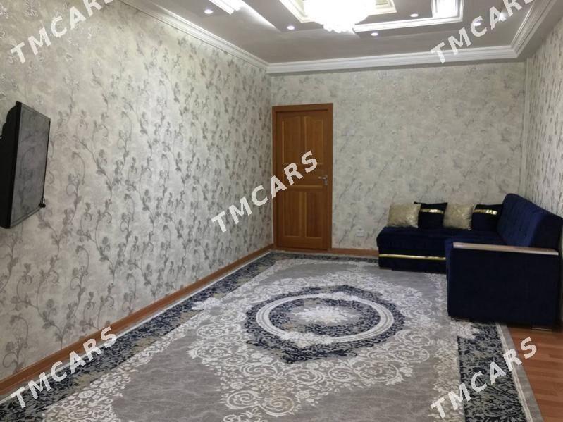 2 Комнаты центр 4/3 этаж 65м² - Kim raýon - img 5