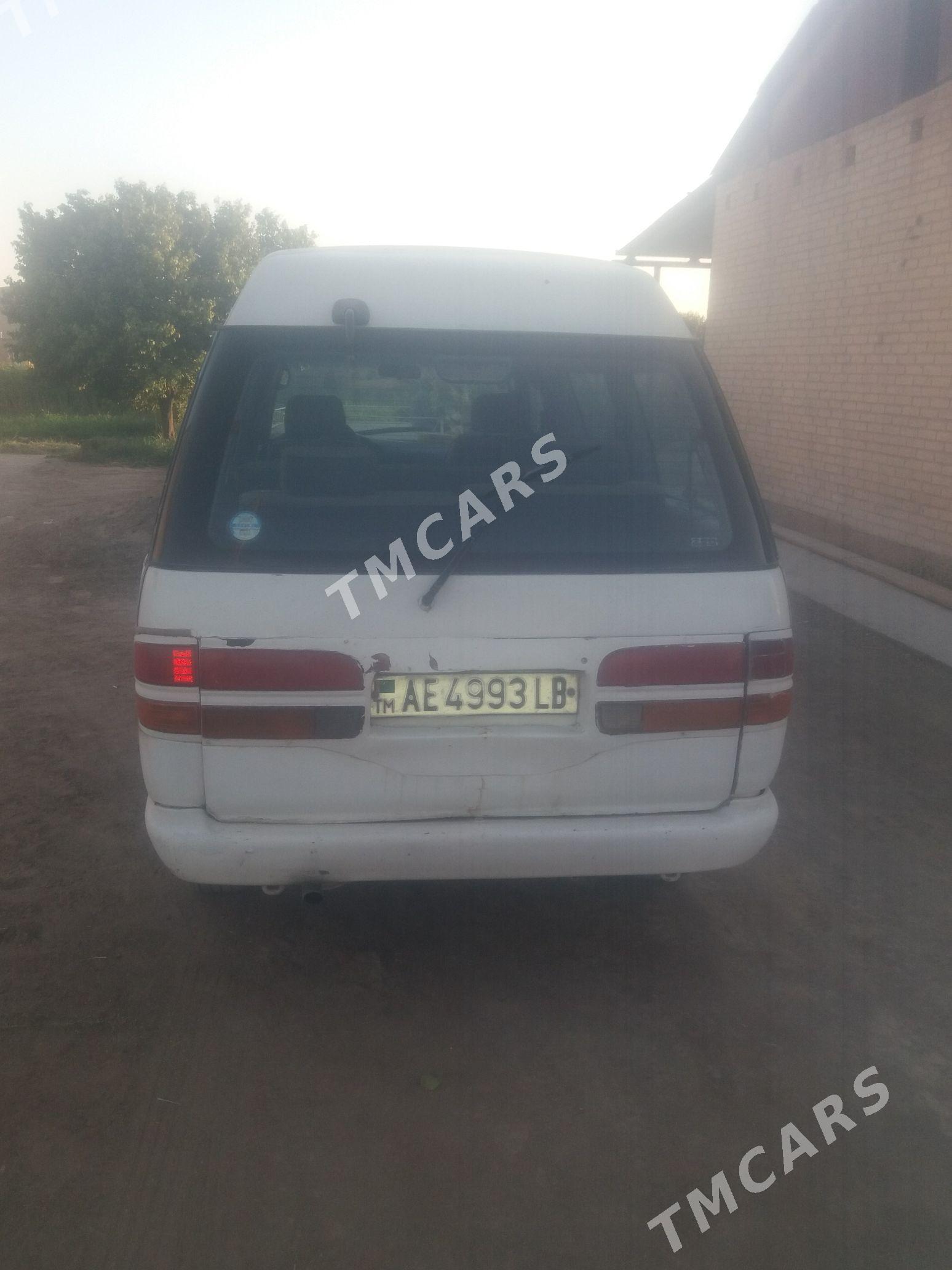 Toyota Town Ace 1993 - 30 000 TMT - Сакар - img 3