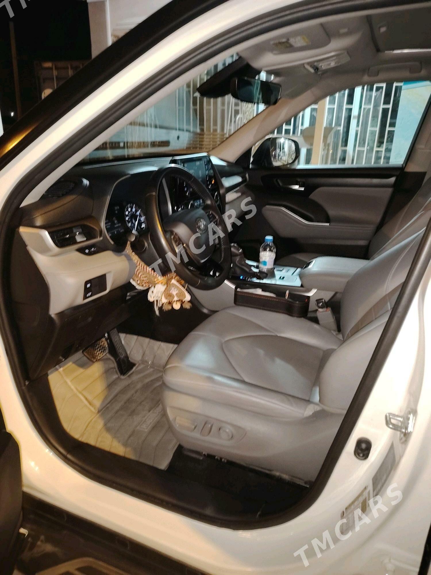 Toyota Highlander 2020 - 620 000 TMT - Gökdepe - img 6