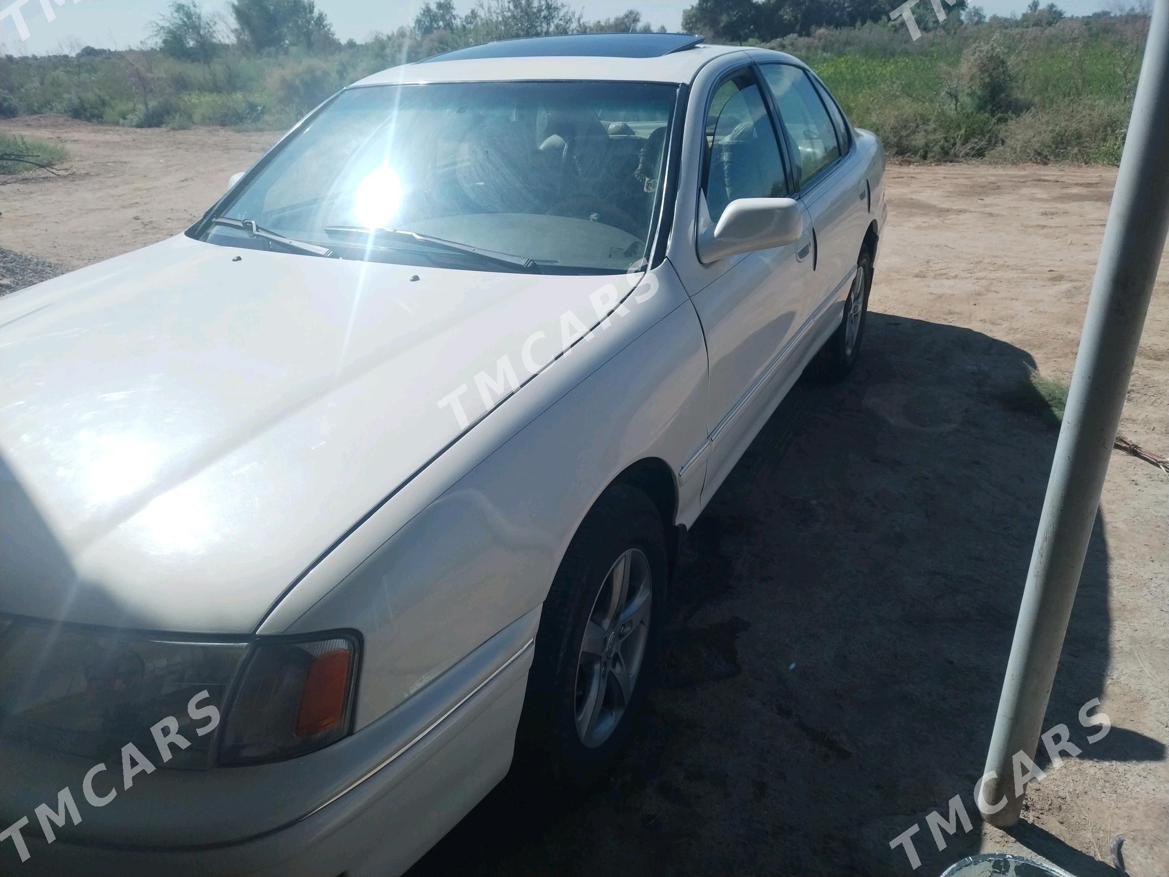 Toyota Avalon 1998 - 130 000 TMT - Акдепе - img 4