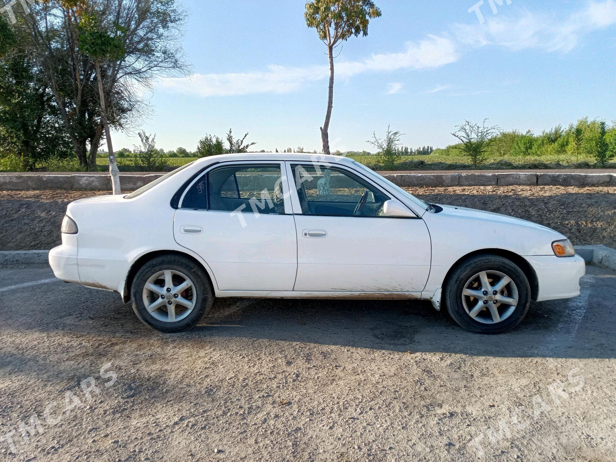 Toyota Corolla 2001 - 80 000 TMT - Дашогуз - img 4