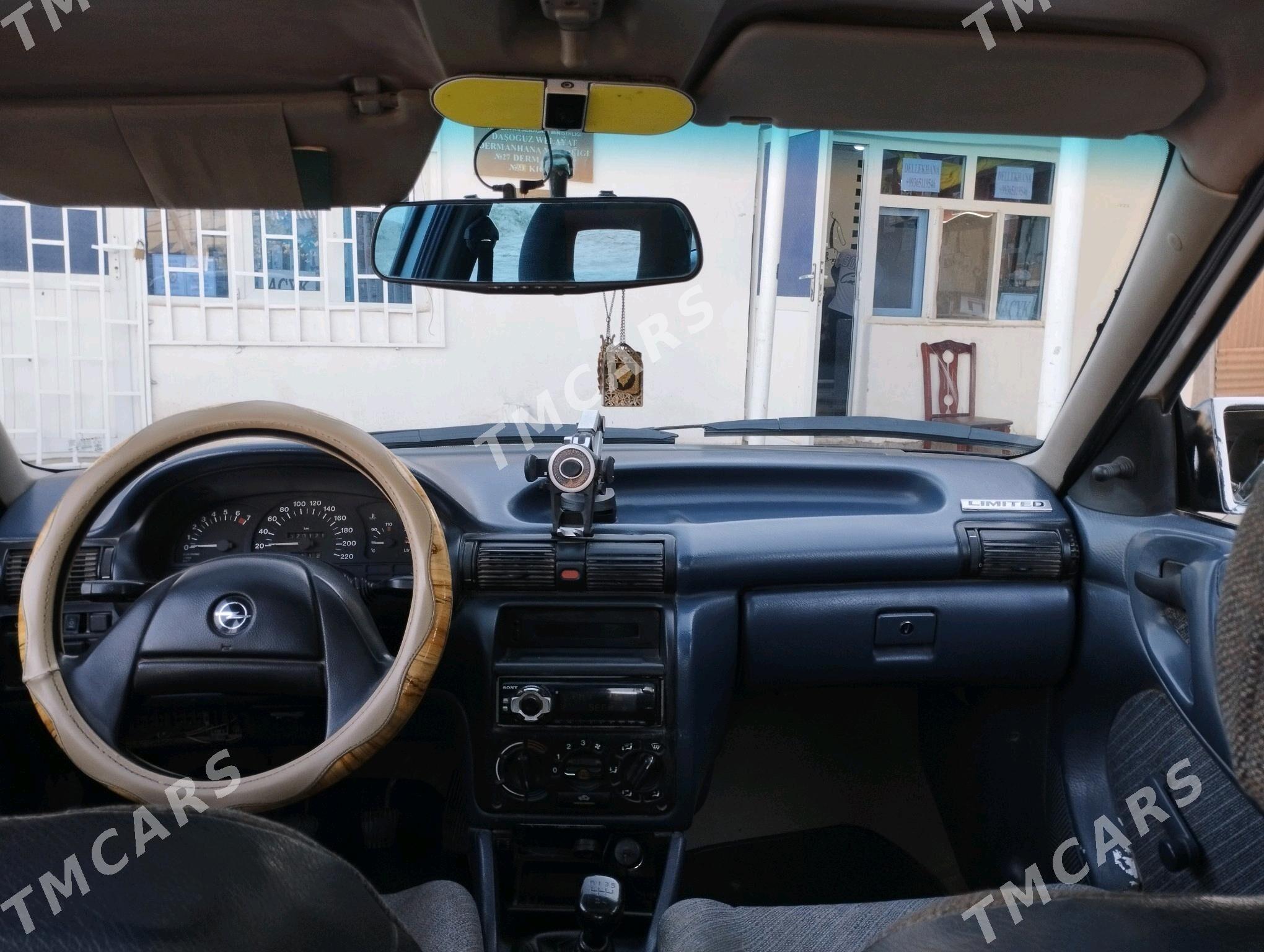 Opel Astra 1993 - 40 000 TMT - Köneürgenç - img 3