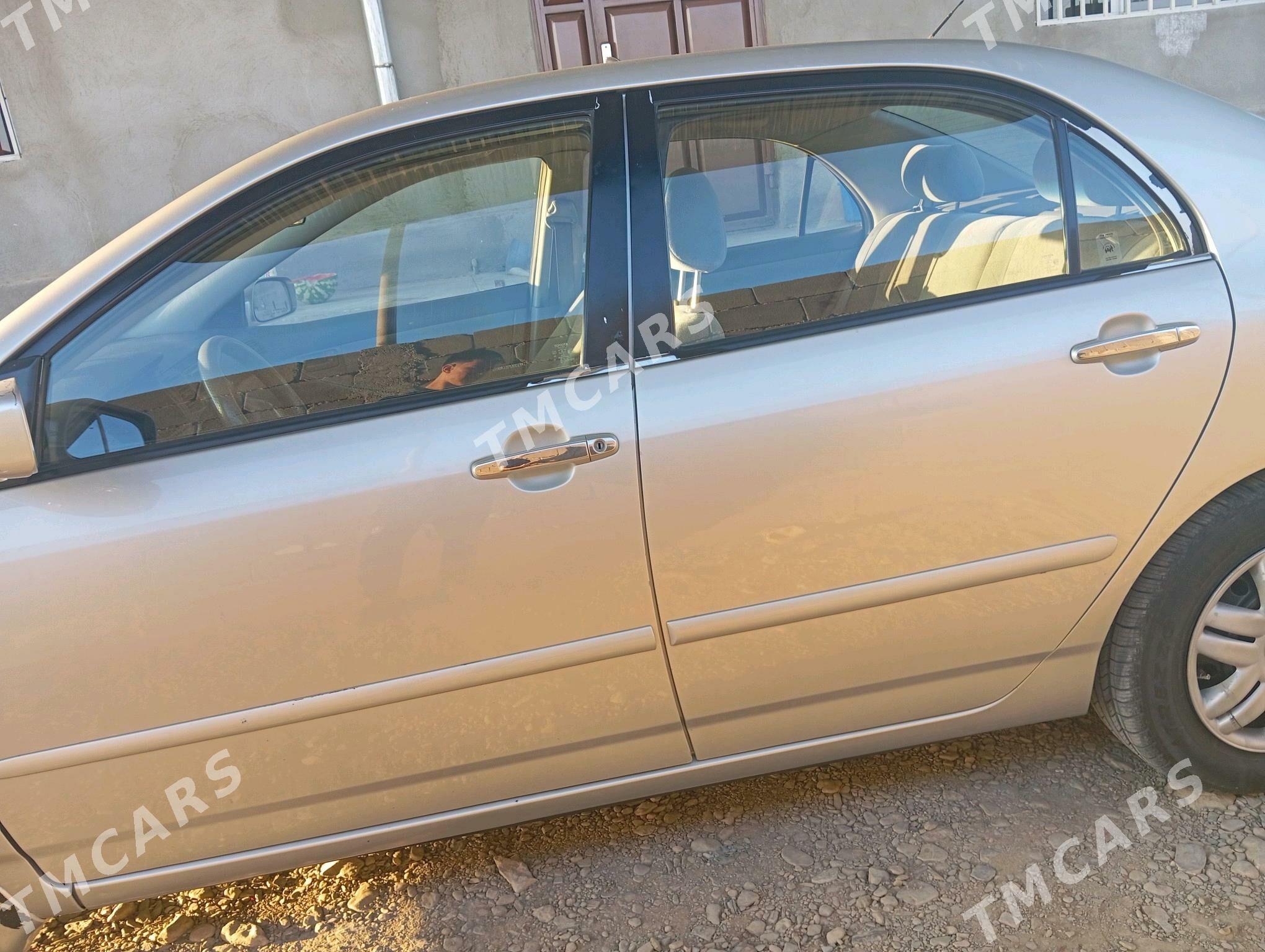 Toyota Corolla 2003 - 125 000 TMT - Magtymguly - img 3