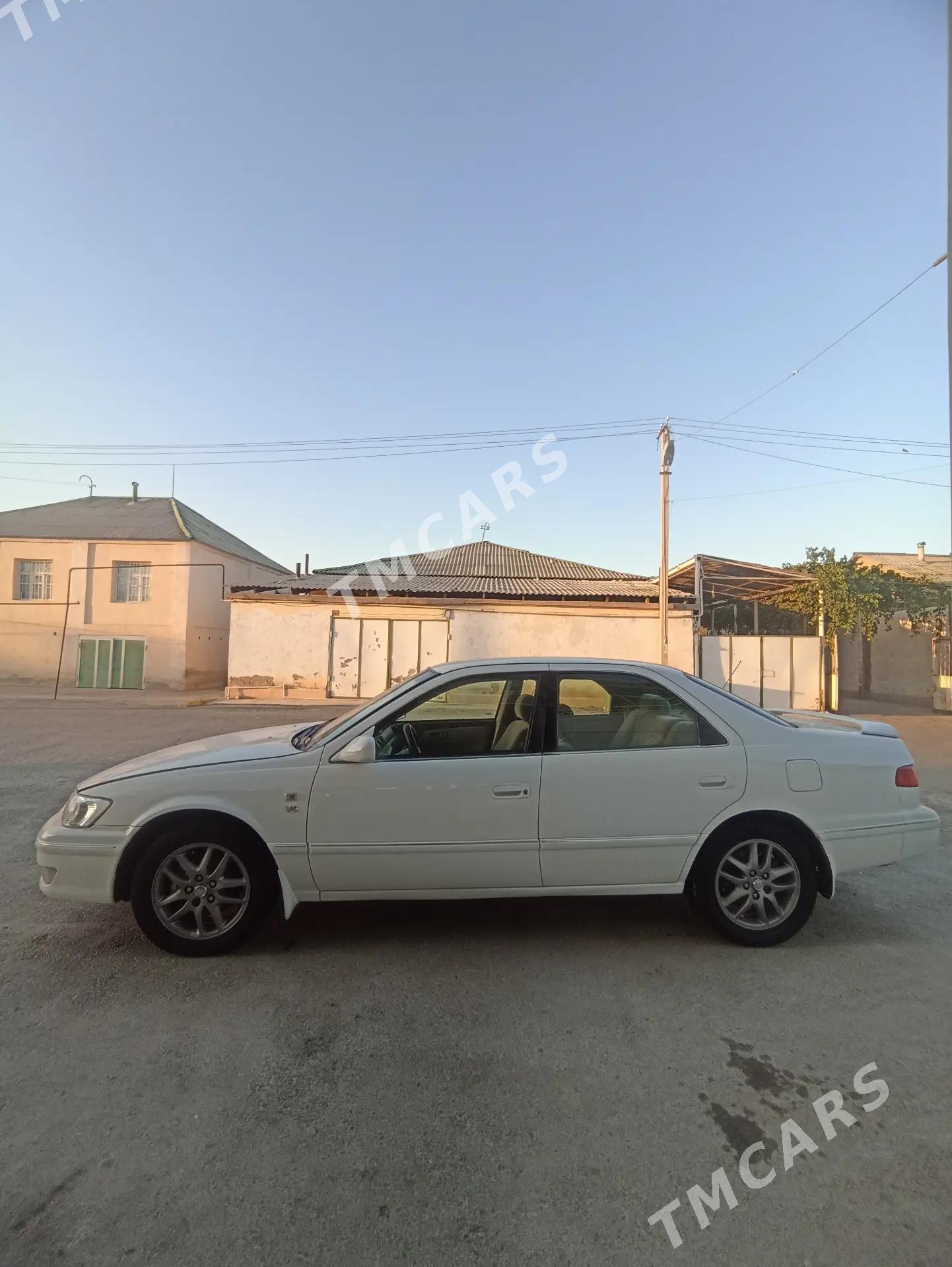Toyota Camry 2000 - 125 000 TMT - Aşgabat - img 6