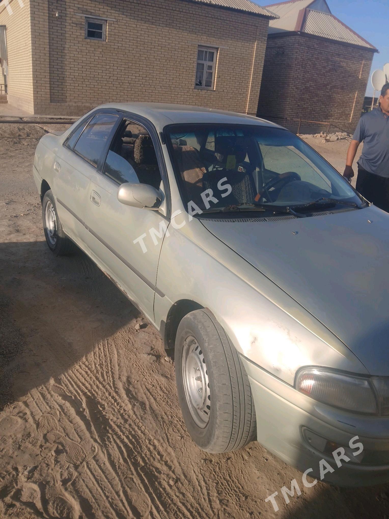 Toyota Carina 1995 - 50 000 TMT - Сакарчага - img 4